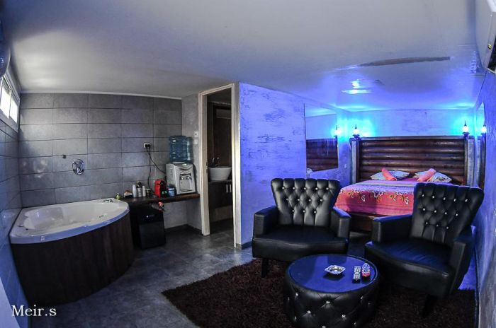 love room 10